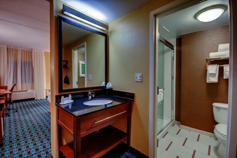 Fairfield By Marriott Inn & Suites Wallingford New Haven Zewnętrze zdjęcie